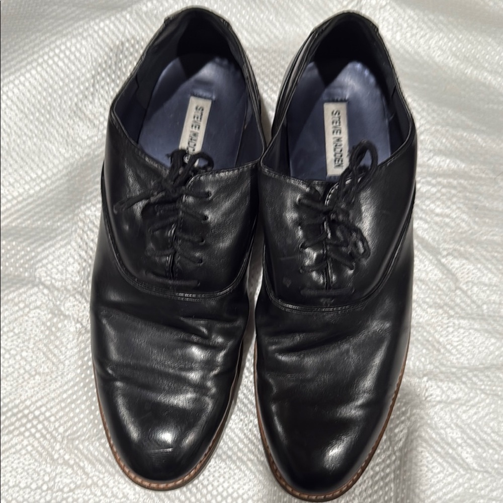 Steve Madden Black Leather Oxfords